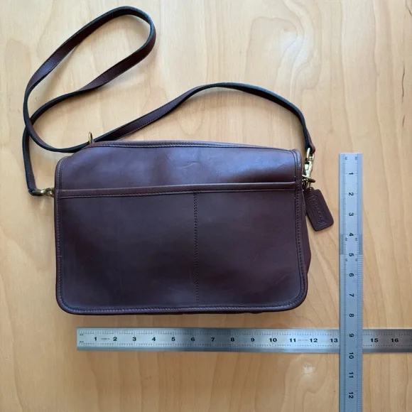 Vintage Coach Brown Crossbody Bag - Picture 3 of 12